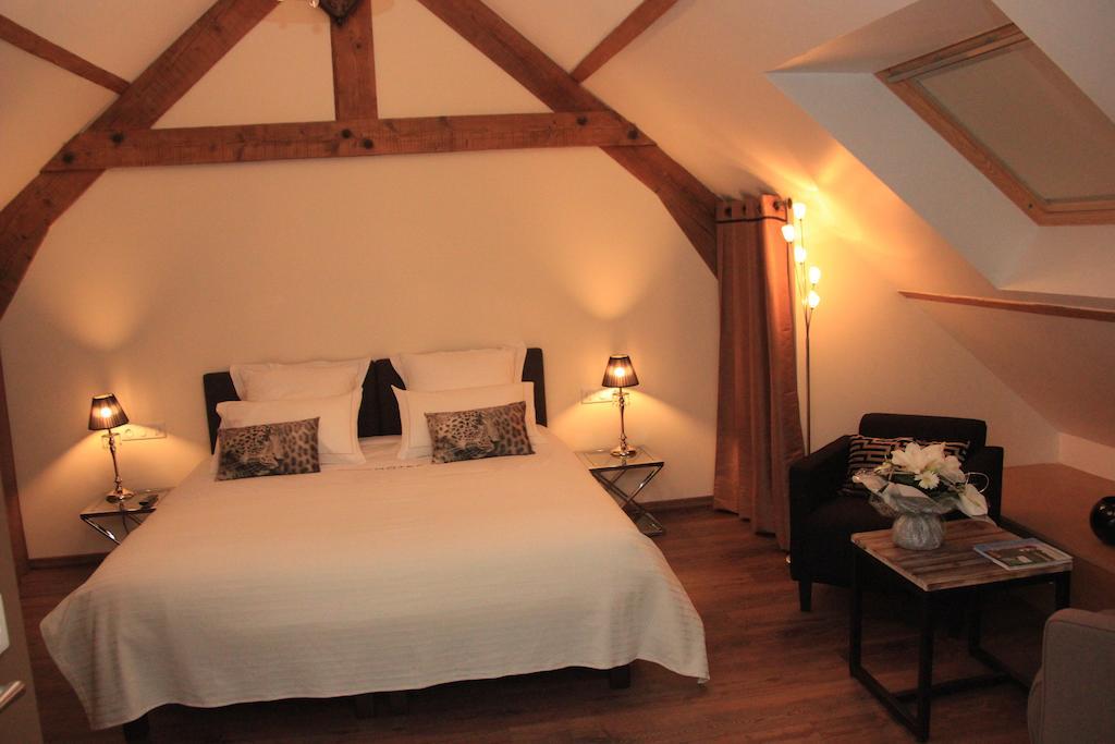 Au Coeur Des Hotes Steenvoorde Ruang foto
